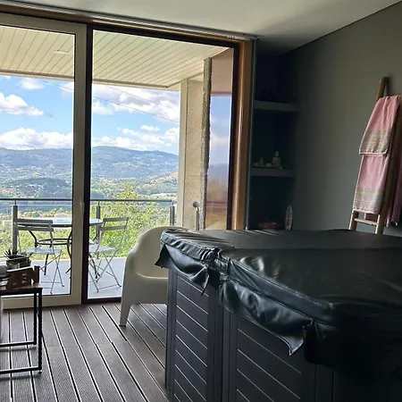 Fontainha House & Hébergement de vacances