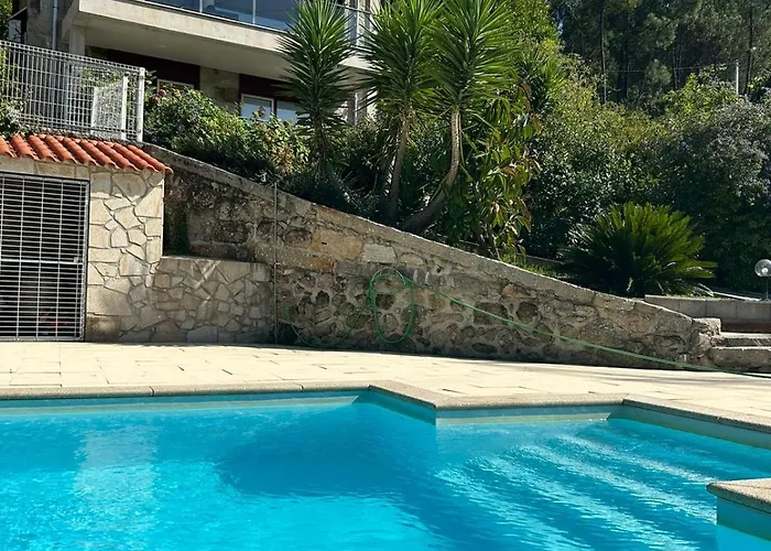 Fontainha House & كالديلاس